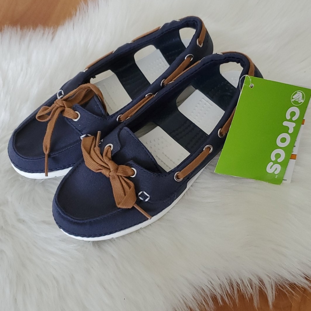 Crocs Kids blue hybrid Beach line boat shoe NWT